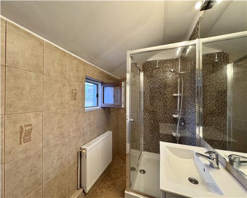 Vila P+1E, 5 camere, teren 234 mp, zona centrala, Ploiesti