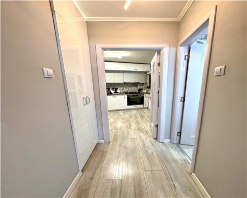 Apartament 3 camere, mobilat si utilat, Ploiesti, Piata Mihai Viteazul
