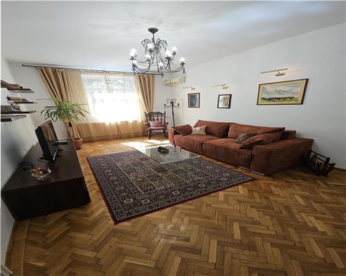 Apartament 3 camere, Ploiesti, zona Eminescu.