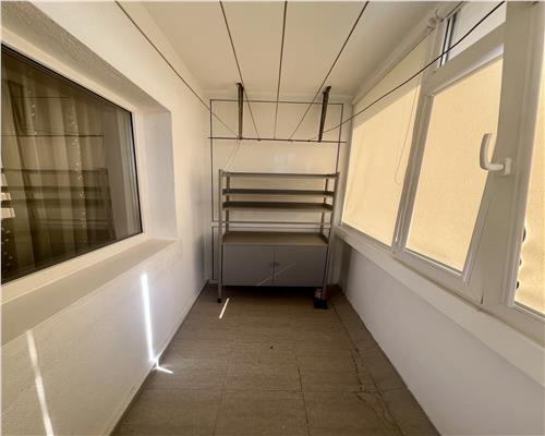 Inchiriere 3 camere spatios cu centrala termica proprie, zona Malu Rosu, Ploiesti