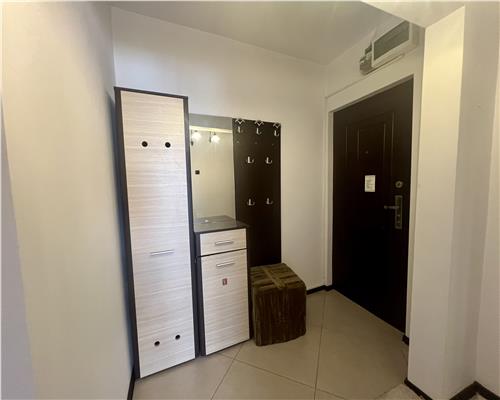 Inchiriere 3 camere spatios cu centrala termica proprie, zona Malu Rosu, Ploiesti