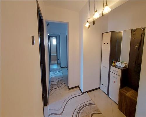 Inchiriere 3 camere spatios cu centrala termica proprie, zona Malu Rosu, Ploiesti