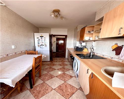 Apartament 2 camere, confort 1A devomandat, Ploiesti, ultracentral.