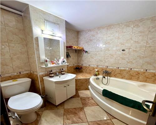 Apartament 2 camere, confort 1A devomandat, Ploiesti, ultracentral.