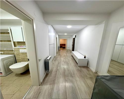 Apartament 3 camere, 3 balcoane, garaj subteran, Ploiesti, Republicii.