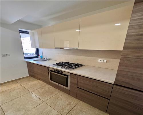 Apartament 3 camere, 3 balcoane, garaj subteran, Ploiesti, Republicii.