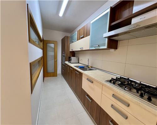 Inchiriere 3 camere, bloc nou, parcare subterana, Cantacuzino, Ploiesti