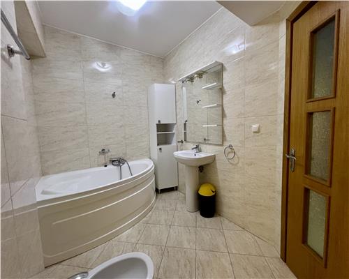 Inchiriere 3 camere, bloc nou, parcare subterana, Cantacuzino, Ploiesti