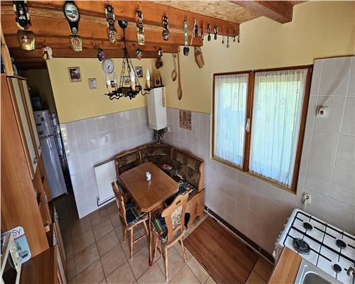 Casa 3 camere, in Seciu, aproape de Crama Seciu.