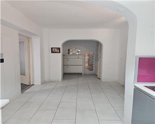 Apartament 2 camere, Ploiesti, B dul Bucuresti