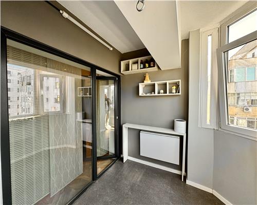 Inchiriere apartament 3 camere de lux, renovat complet, ultracentral, Ploiesti