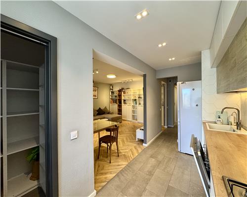 Inchiriere apartament 3 camere de lux, renovat complet, ultracentral, Ploiesti