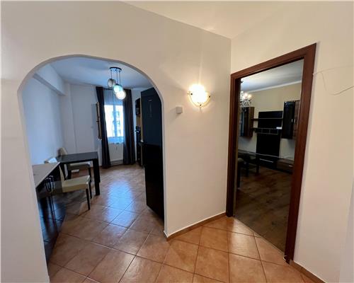 Inchiriere 2 camere, renovat, zona Cantacuzino, Ploiesti