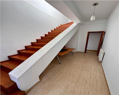 Imobil pretabil pentru diferite activitati comerciale, Ploiesti, str. Cercelus