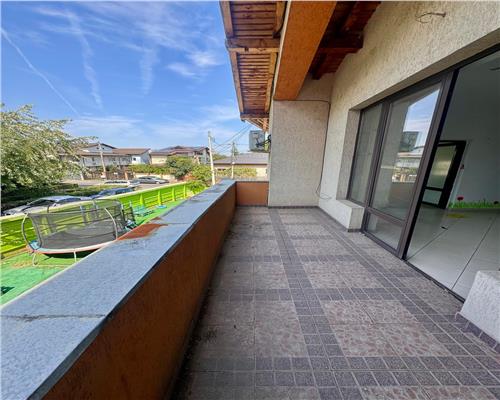 Imobil P+M si curte, pretabil pentru diferite activitati comerciale, Ploiesti, central