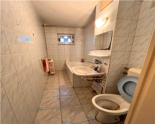Vanzare apartament 2 camere, Zona Malu rosu, Ploiesti