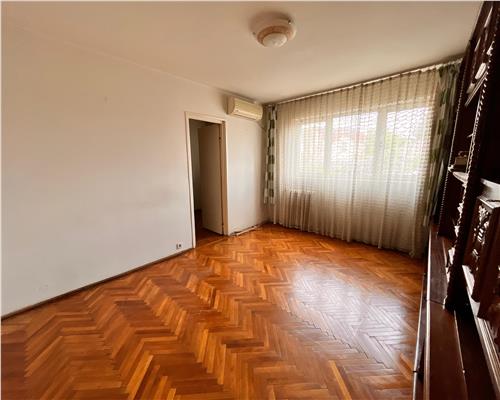 Vanzare apartament 2 camere, Zona Malu rosu, Ploiesti