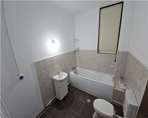 Apartament 4 camere 90mp, in Ploiesti, zona Centrala