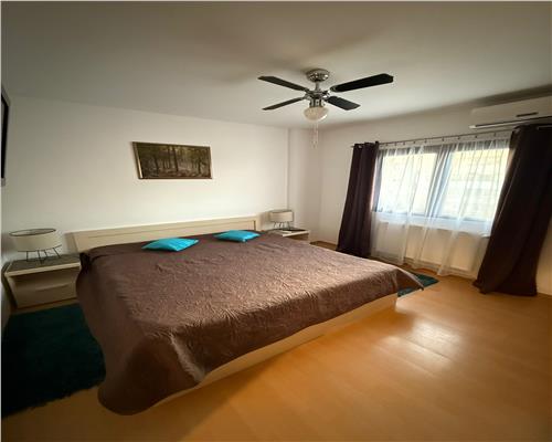 Apartament 2 camere, bloc 1984, in Ploiesti, zona centrala ,P ta Mihai Vitezul