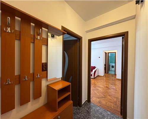 Apartament 2 camere, renovat, ultracentral, Ploiesti