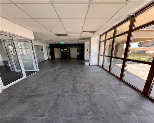 Spatiu comercial P+5, 20 locuri de parcare, Ploiesti, zona Cantacuzino