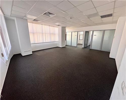 Spatiu comercial P+5, 20 locuri de parcare, Ploiesti, zona Cantacuzino