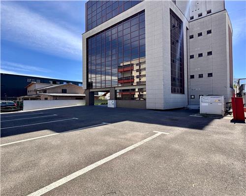 Spatiu comercial P+5, 20 locuri de parcare, Ploiesti, zona Cantacuzino