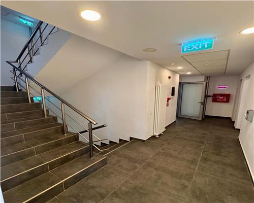 Spatiu comercial P+5, 20 locuri de parcare, Ploiesti, zona Cantacuzino