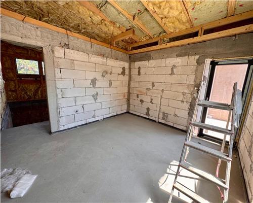Casa 4 camere plus dependinte, in Ploiesti, zona centrala
