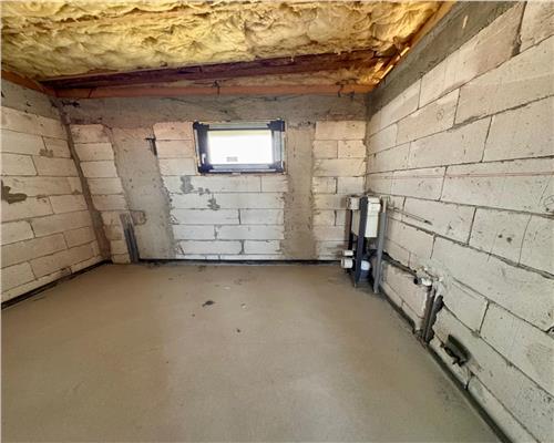 Casa 4 camere plus dependinte, in Ploiesti, zona centrala