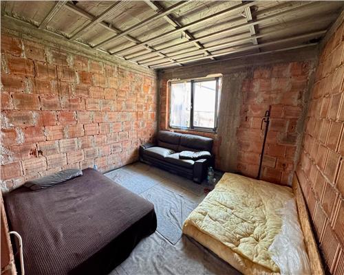 Casa 4 camere plus dependinte, in Ploiesti, zona centrala