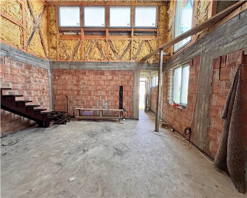 Casa 4 camere plus dependinte, in Ploiesti, zona centrala
