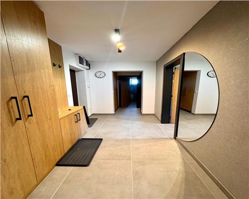 Apartament 2 camere, parcare proprie, prima inchiriere, Ploiesti, ultracentral