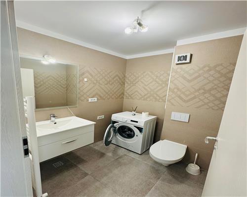 Inchiriere apartament 3 camere , zona Albert , bloc nou , Ploiesti