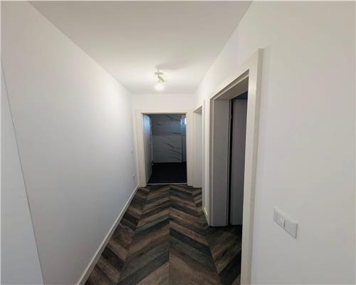 Inchiriere apartament 3 camere , zona Albert , bloc nou , Ploiesti