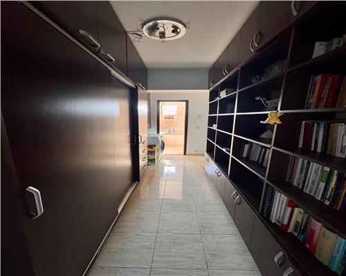 Apartament 3 camere, 2 bai, In Ploiesti, zona Republicii