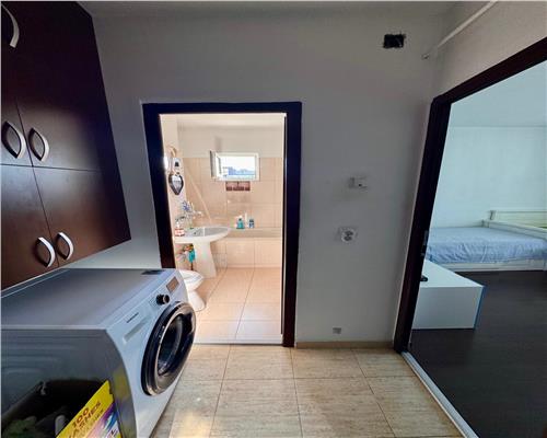 Apartament 3 camere, 2 bai, In Ploiesti, zona Republicii