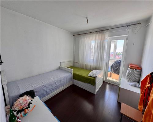 Apartament 3 camere, 2 bai, In Ploiesti, zona Republicii