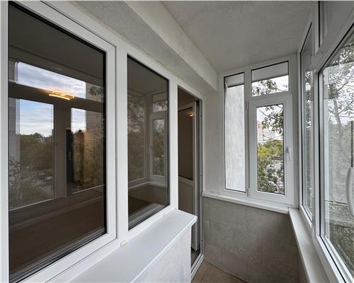 Apartament 2 camere decomandat renovat Vest Ploiesti