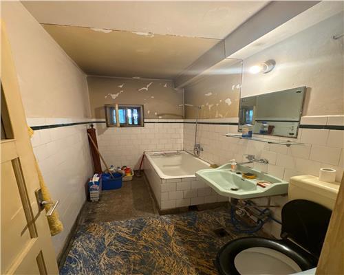 Apartament 3 camere  , central, zona Republicii , Ploiesti