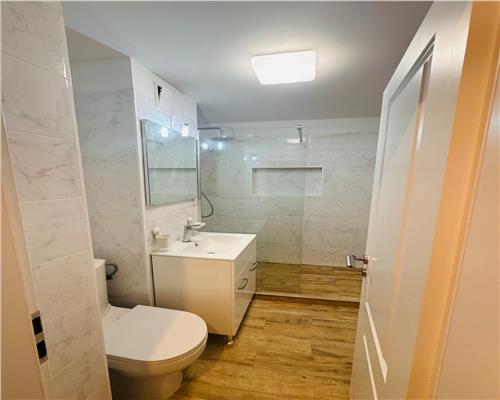 Apartament 3 camere lux , bloc 1986, parc Mihai Viteazul , Ploiesti