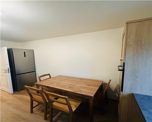 Apartament 3 camere lux , bloc 1986, parc Mihai Viteazul , Ploiesti