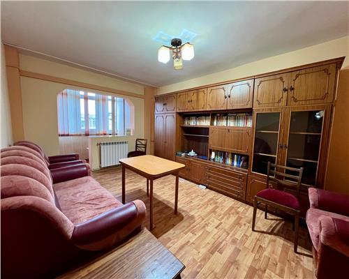 Vanzare apartament 4 camere, spatios, 9 mai, Ploiesti