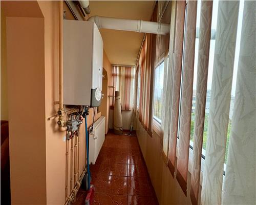 Vanzare apartament 4 camere, spatios, 9 mai, Ploiesti
