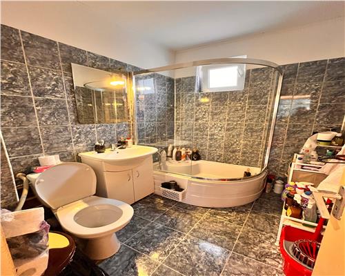 Apartament 3 camere, zona Nord, Ploiesti