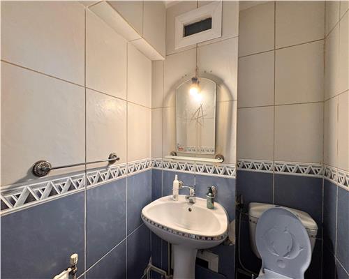 Inchiriere apartament 3 camere, centrala termica, ultracentral, Ploiesti.