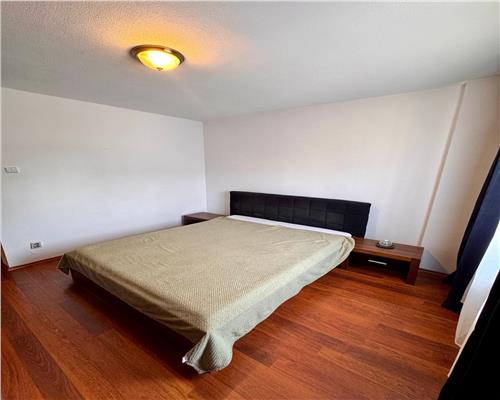 Apartament 3 camere, decomandat, Ploiesti, zona Gh. Doja.