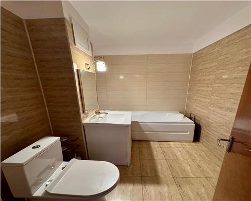 Apartament 3 camere, decomandat, Ploiesti, zona Gh. Doja.