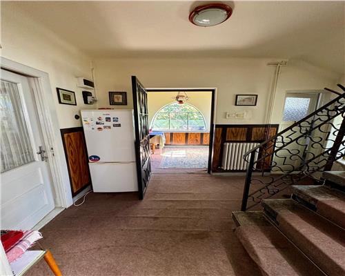 Casa 3 camere plus dependinte, in Ploiesti, zona Cantacuzino.