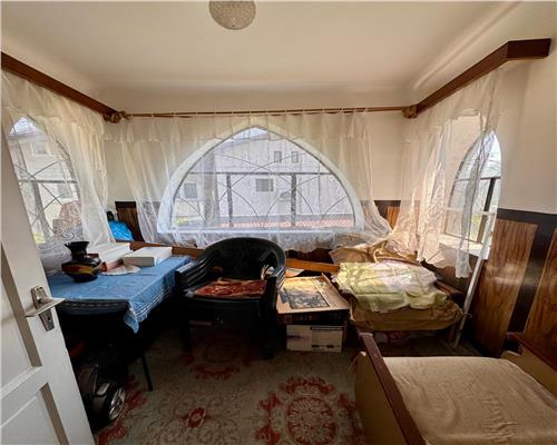 Casa 3 camere plus dependinte, in Ploiesti, zona Cantacuzino.